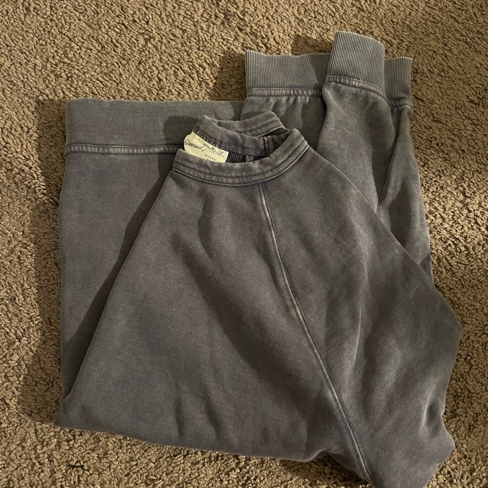 Universal Thread Gray Size Medium Sweatshirt - image 5